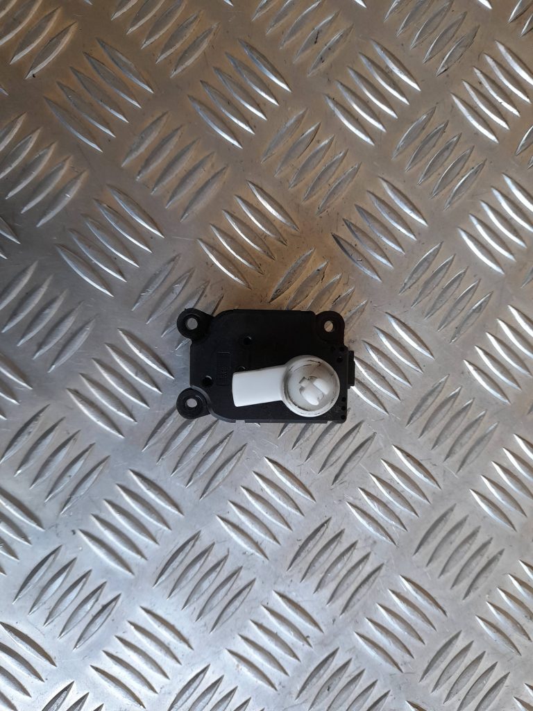 Apsildes sistēmas aktuators priekš CITROEN PICASSO 2007