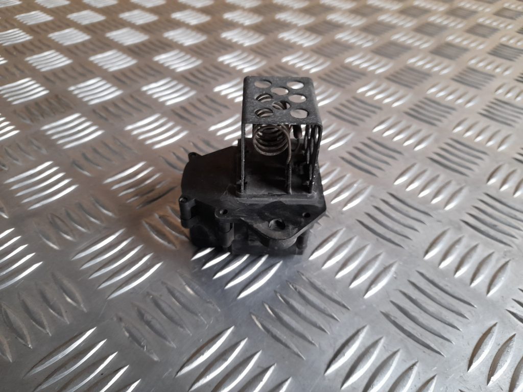 Salona ventilatora rezistors priekš CITROEN PICASSO 2007 1 Salona ventilatora rezistors priekš CITROEN PICASSO 2007