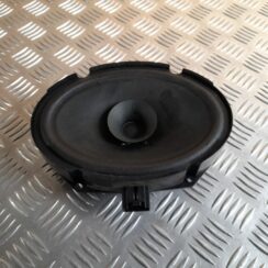 Durvju skaļrunis, apakšā priekš MAZDA 6 2008