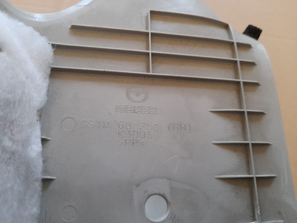 Bagažnieka nodalījuma statnes apdare priekš MAZDA 6 2008 4 Bagažnieka nodalījuma statnes apdare priekš MAZDA 6 2008