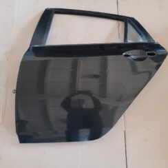 Aizmugurējās kreisās durvis priekš MAZDA 6 2008