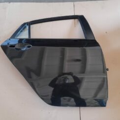 Aizmugurējās labās durvis priekš MAZDA 6 2008