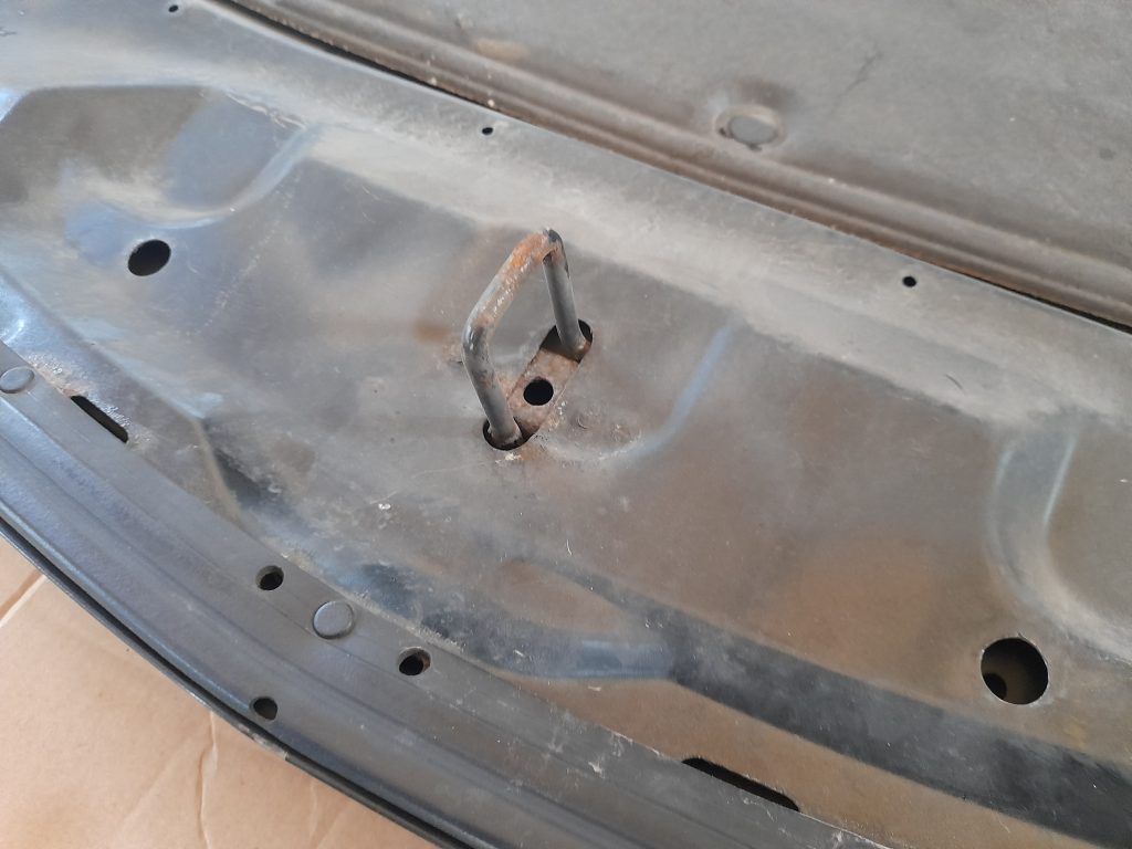 Pārsegs priekš MAZDA 6 2008