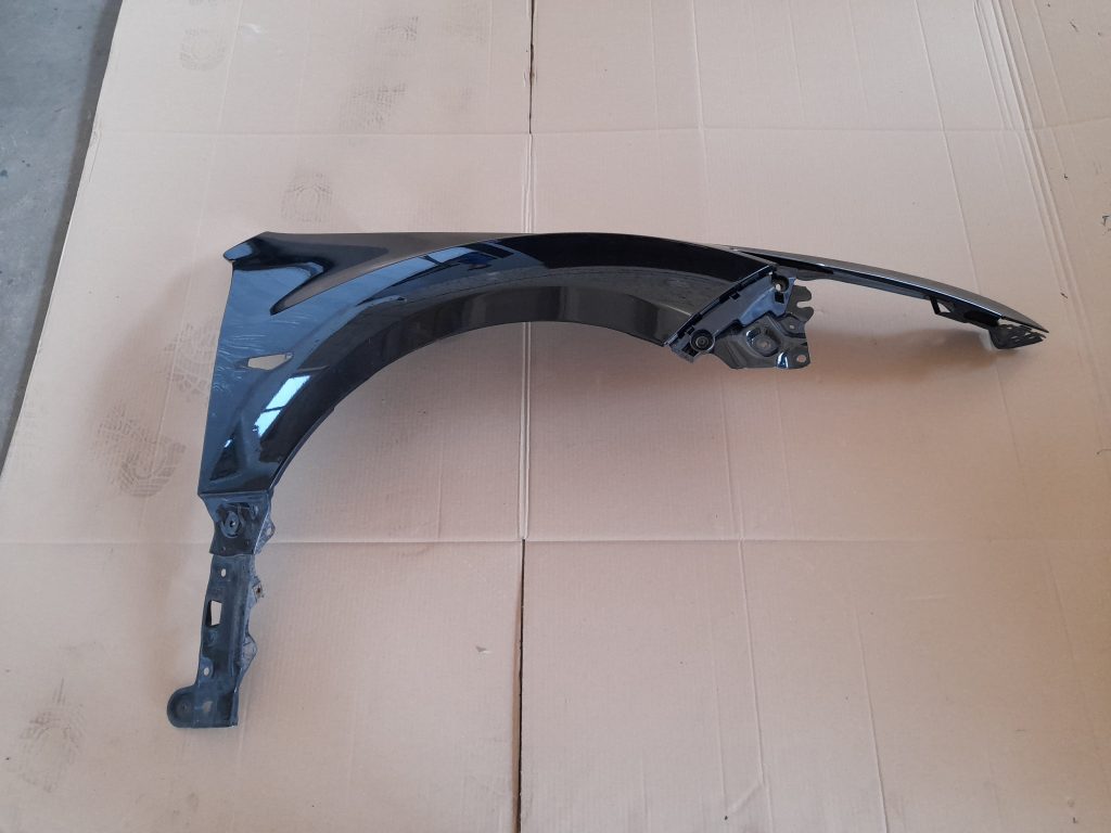 Priekšējais labais spārns priekš MAZDA 6 2008 1 Priekšējais labais spārns priekš MAZDA 6 2008