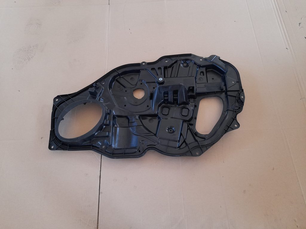 Stikla pacelšanas mehānisma panele priekš MAZDA 6 2008 1 Stikla pacelšanas mehānisma panele priekš MAZDA 6 2008