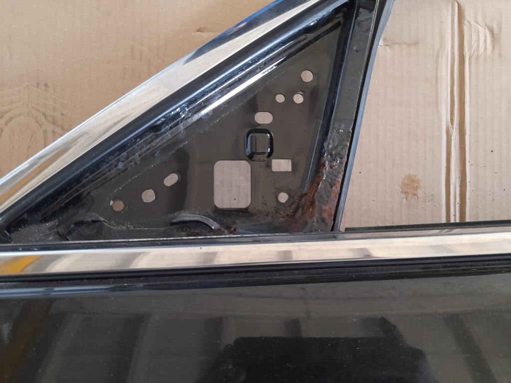 Priekšējās kreisās durvis priekš MAZDA 6 2008 3 Priekšējās kreisās durvis priekš MAZDA 6 2008