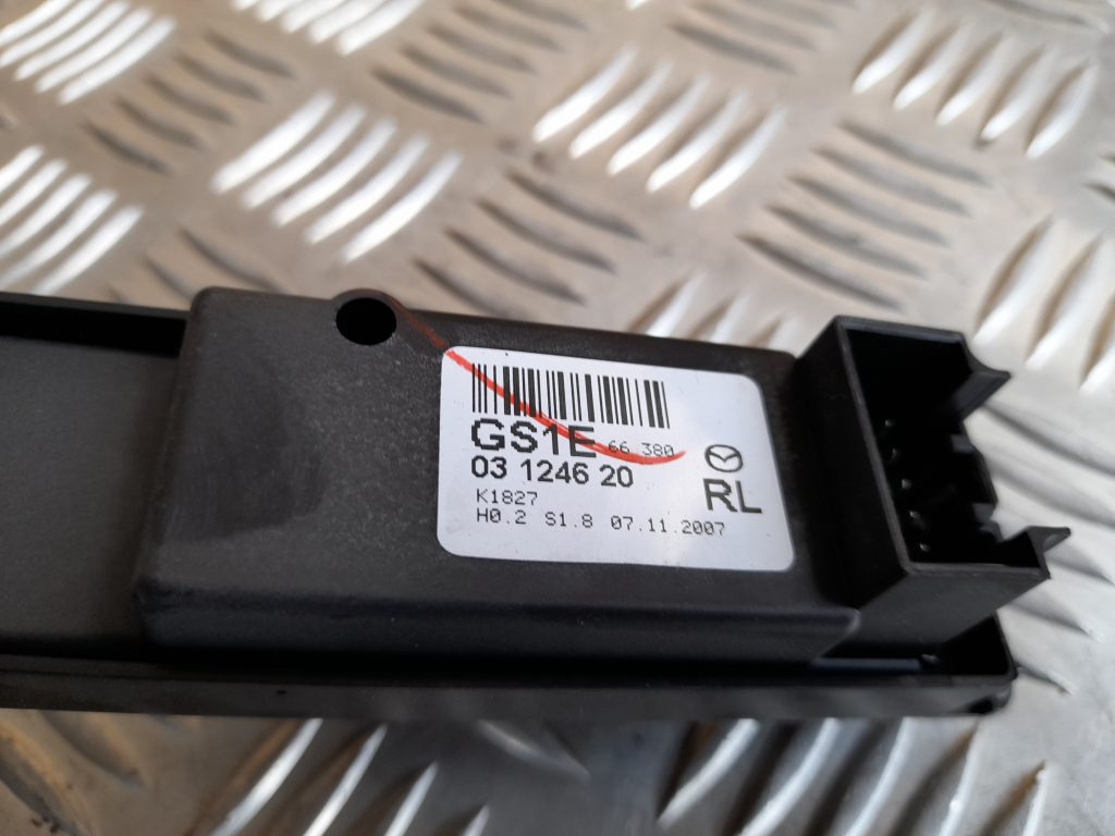 Stikla pacelšanas poga priekš MAZDA 6 2008