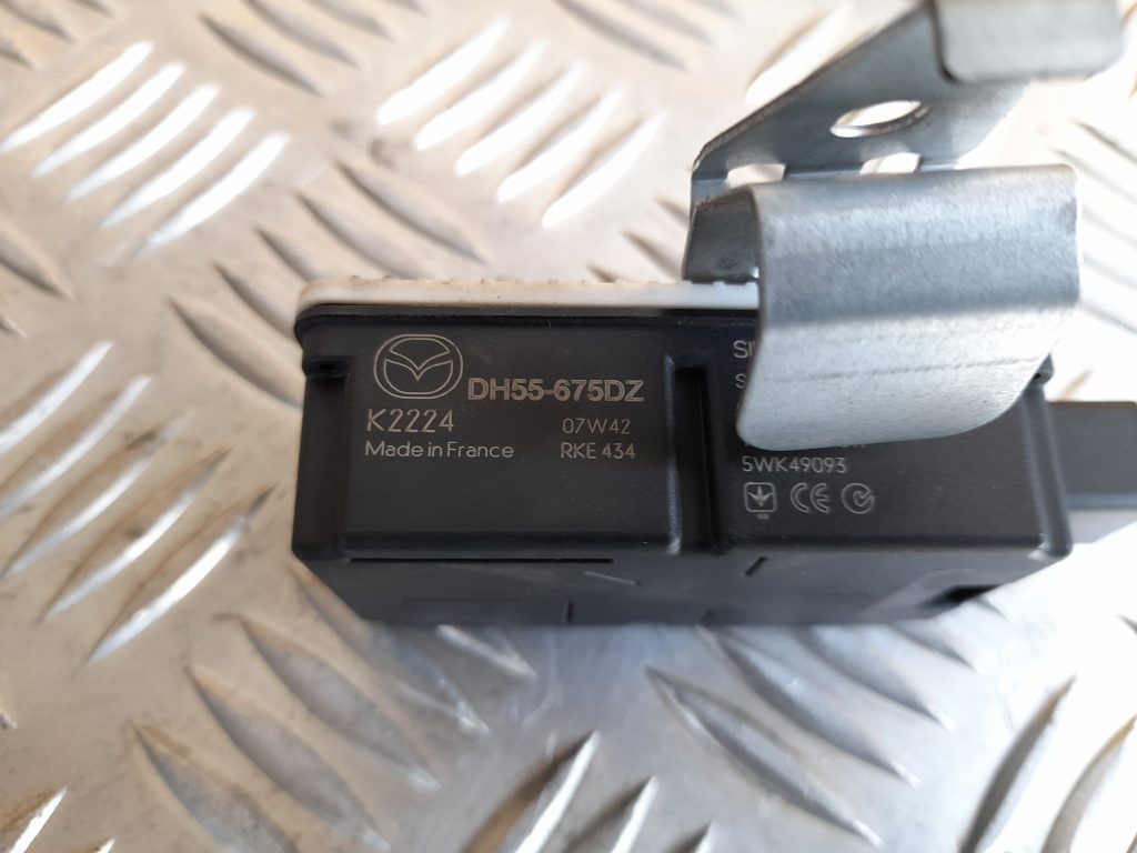 Imobilaizera vadības bloks priekš MAZDA 6 2008 2 Imobilaizera vadības bloks priekš MAZDA 6 2008