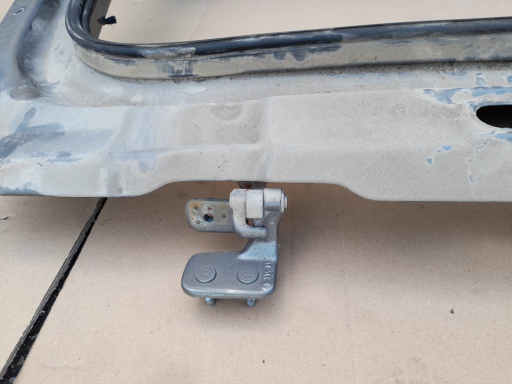 Bagāžnieka vāks priekš RANGE ROVER SPORT 2007 4 Bagāžnieka vāks priekš RANGE ROVER SPORT 2007