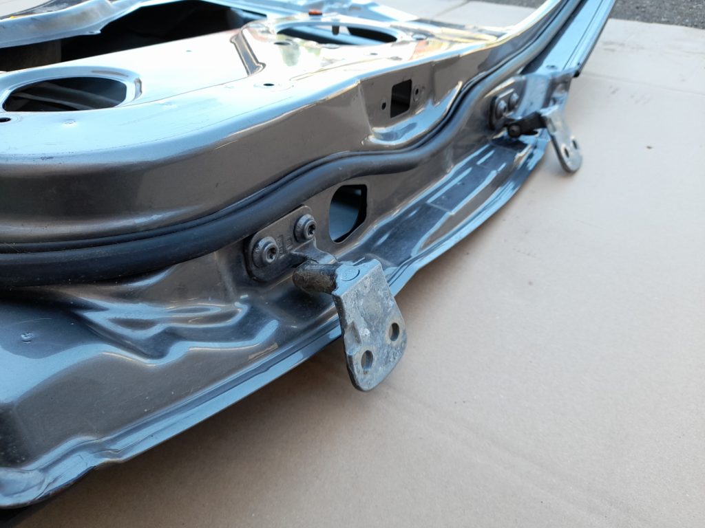 Aizmugurējās kreisās durvis priekš RANGE ROVER SPORT 2007 5 Aizmugurējās kreisās durvis priekš RANGE ROVER SPORT 2007