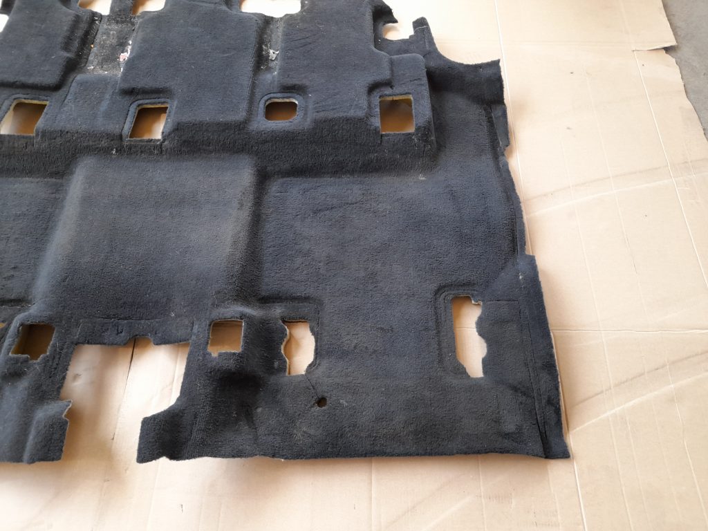 Salona paklājs priekš RANGE ROVER SPORT 2007 2 Salona paklājs priekš RANGE ROVER SPORT 2007