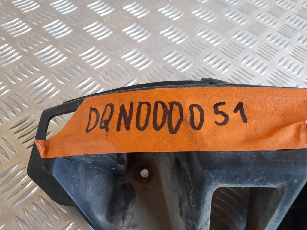 Aizmugurējā spārna un bufera stiprinājums priekš RANGE ROVER SPORT 2007