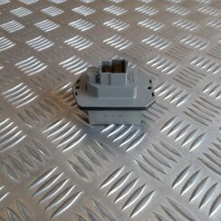 Salona ventilatora rezistors priekš RANGE ROVER SPORT 2007