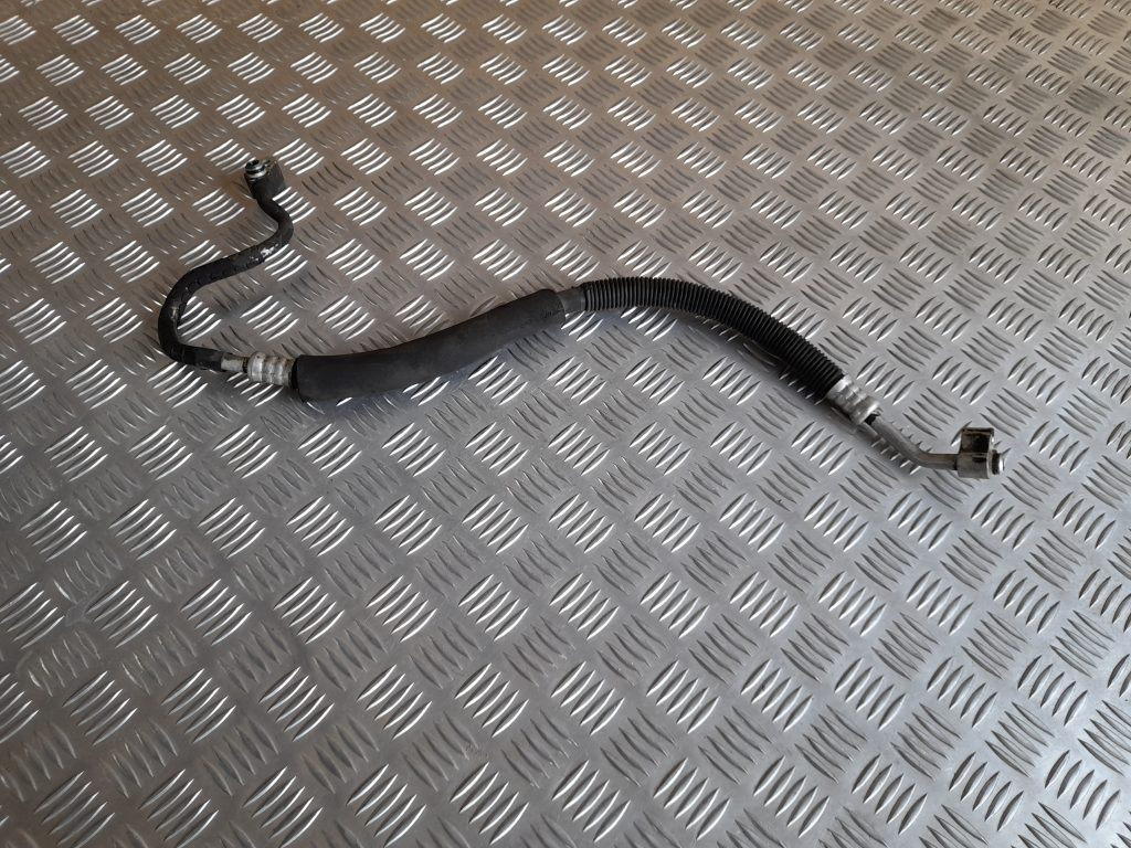 Gaisa kondicioniera caurule priekš RANGE ROVER SPORT 2007