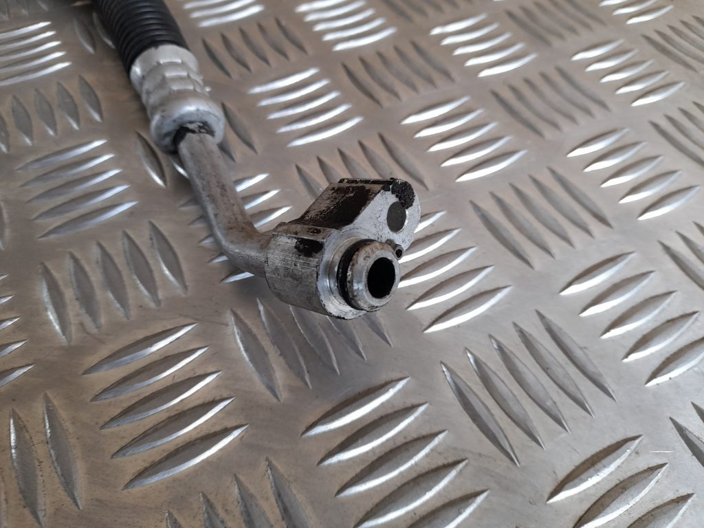 Gaisa kondicioniera caurule priekš RANGE ROVER SPORT 2007