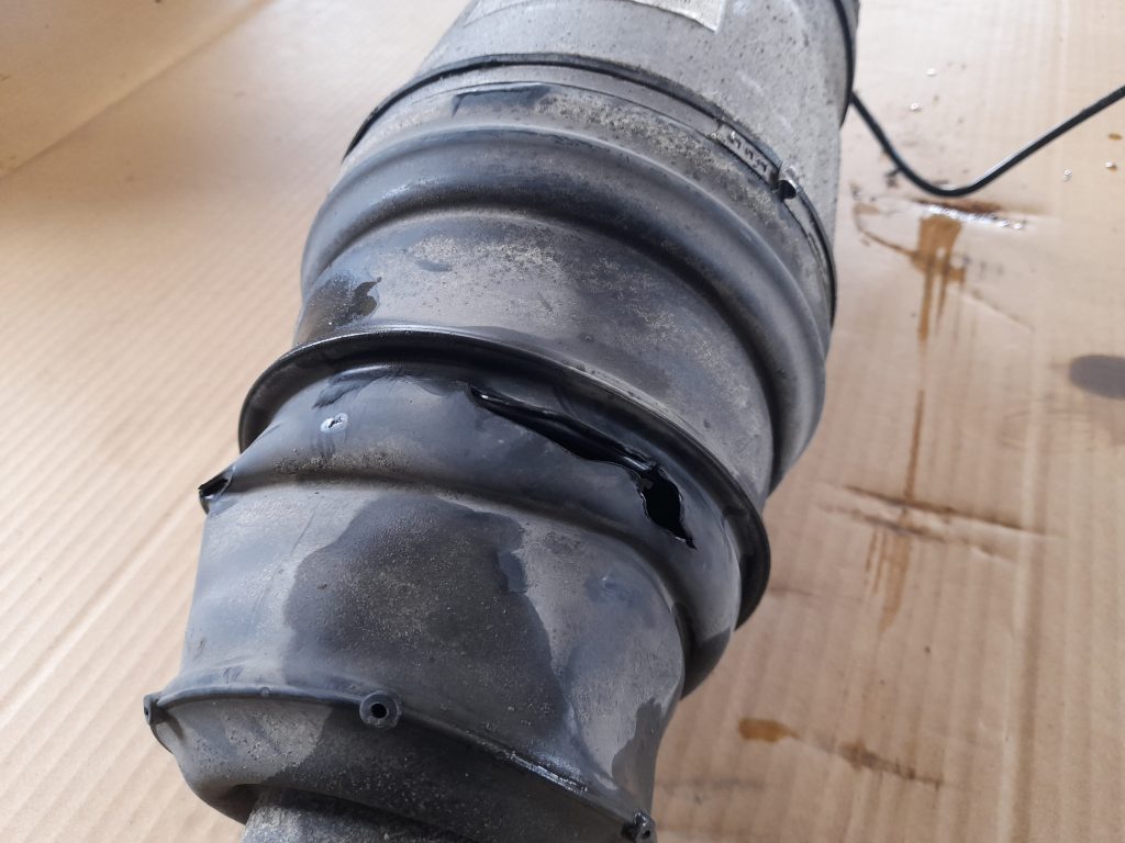 Aizmugurējais amortizators priekš RANGE ROVER SPORT 2007