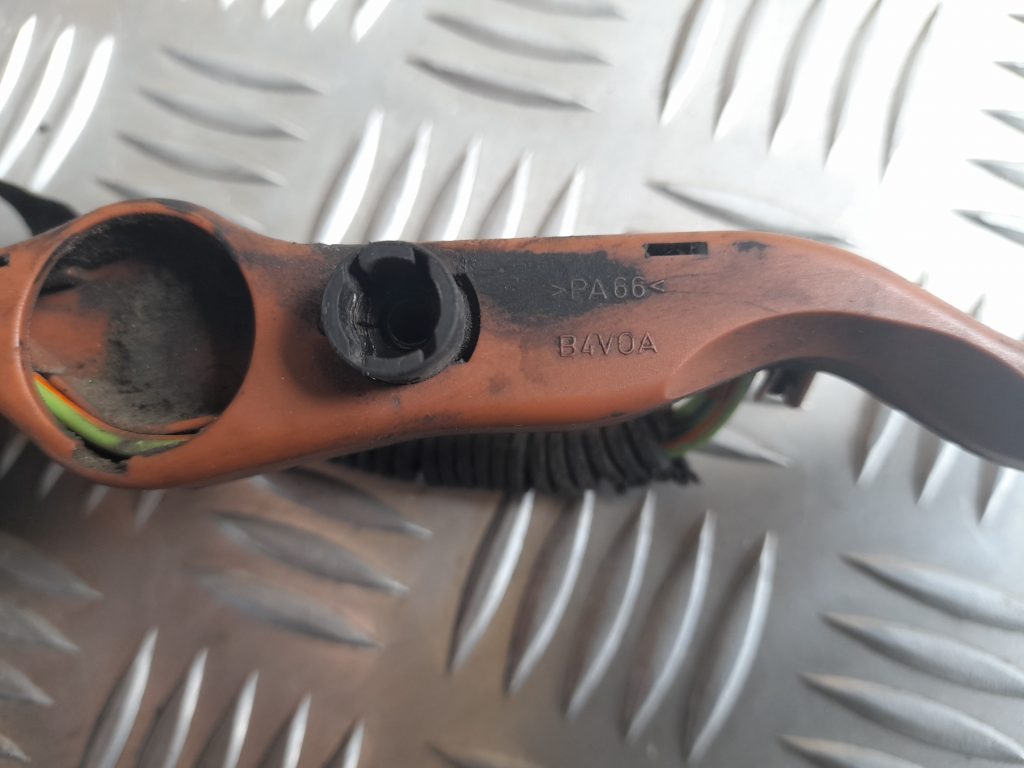 Kvēlsveču vadi priekš RANGE ROVER SPORT 2007