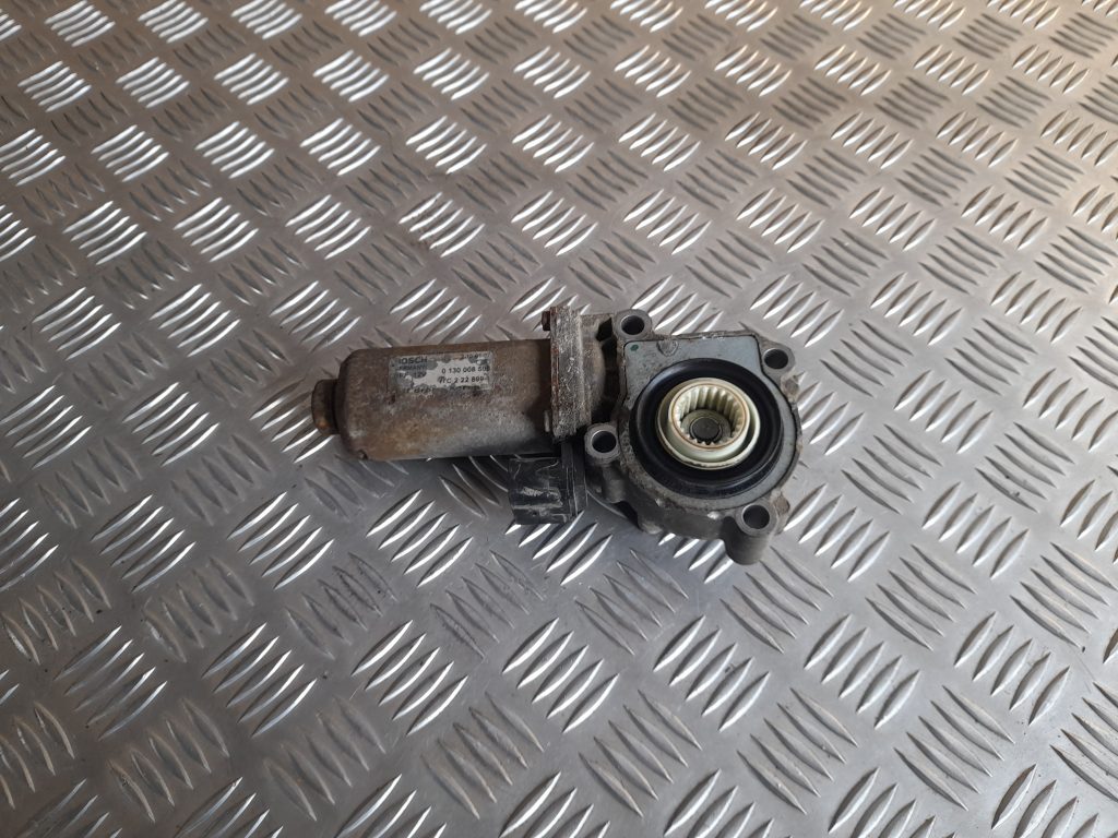 Sadales kārbas motors priekš RANGE ROVER SPORT 2007