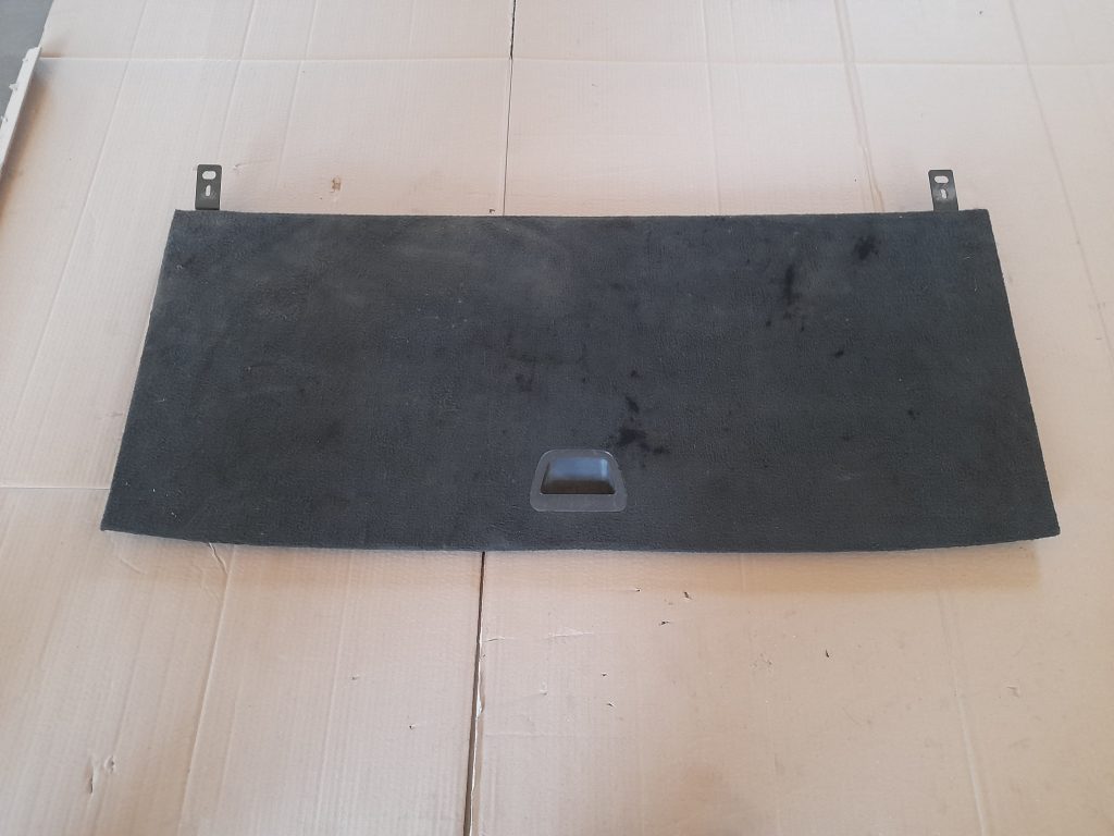 Bagāžnieka grīda priekš VOLVO V70 2003 SILVER 1 Bagāžnieka grīda priekš VOLVO V70 2003 SILVER