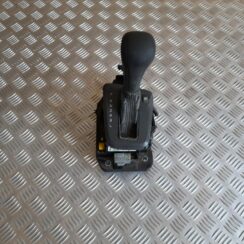 Ātrumu pārslēgšanas slēdzis priekš VOLVO V70 2003 SILVER