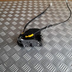 Priekšējo kreiso durvju slēdzene priekš OPEL ASTRA SPORT 2017