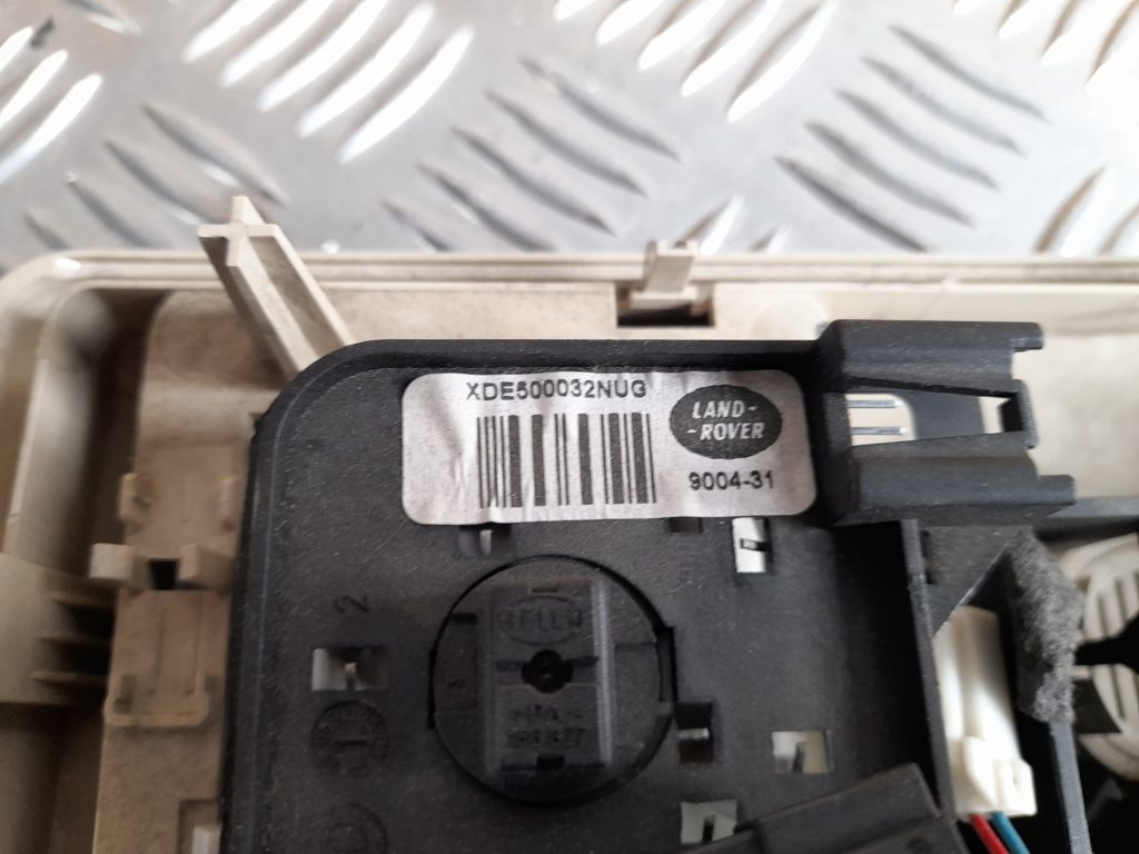 Salona apgaismojuma panelis priekš RANGE ROVER SPORT 2007 4 Salona apgaismojuma panelis priekš RANGE ROVER SPORT 2007