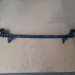 Aizmugurēja bufera kronšteins priekš VW PHAETON 2005