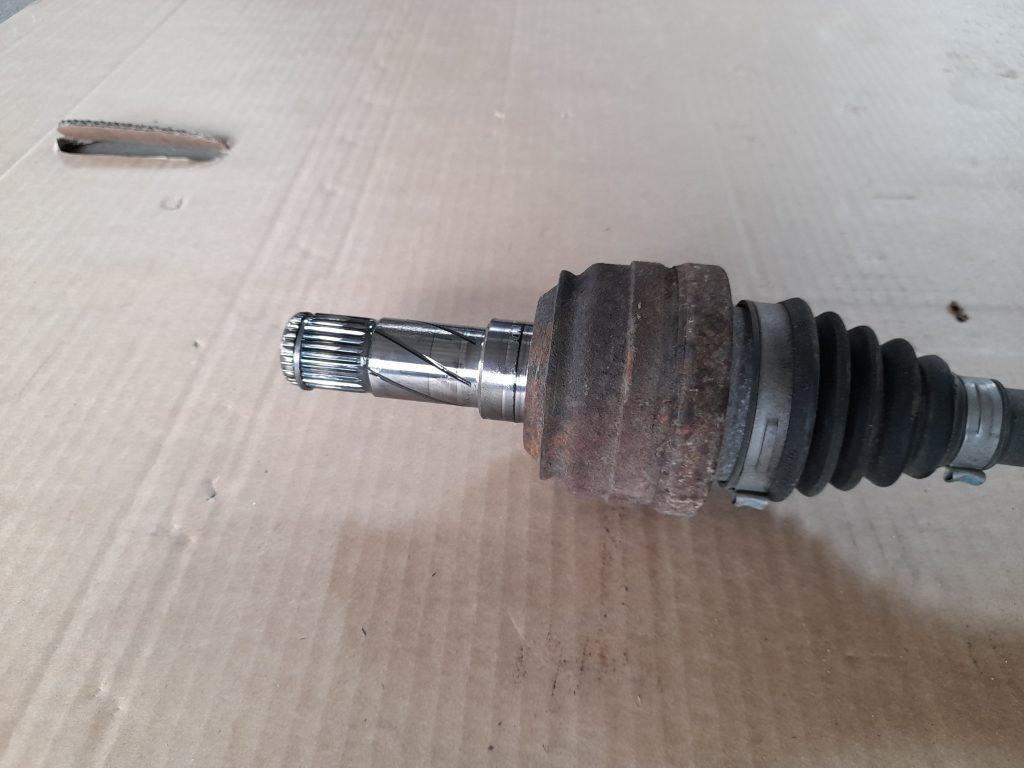 Pusass aizmugurē priekš VOLVO XC60 2009 2 Pusass aizmugurē priekš VOLVO XC60 2009