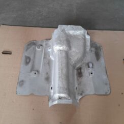 Izpūtēja sistēmas karstuma aizsargs priekš VOLVO XC60 2009