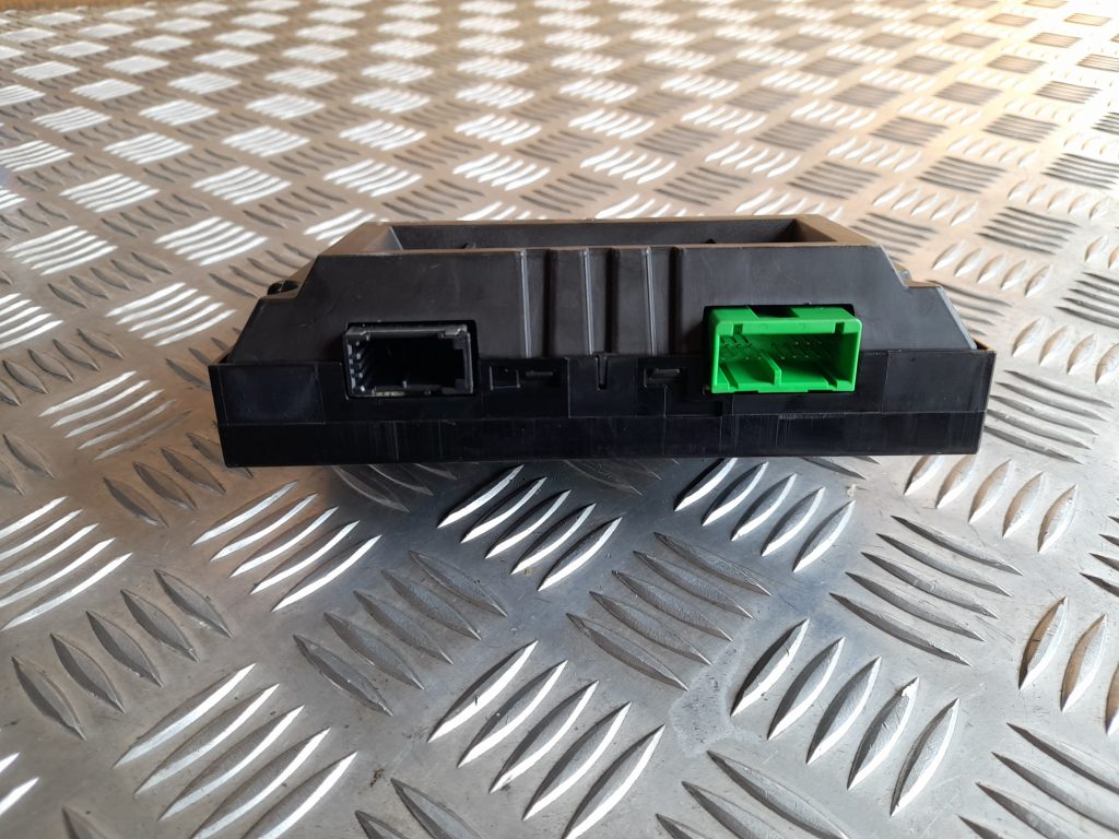 Displejs priekš VOLVO XC60 2009 2 Displejs priekš VOLVO XC60 2009