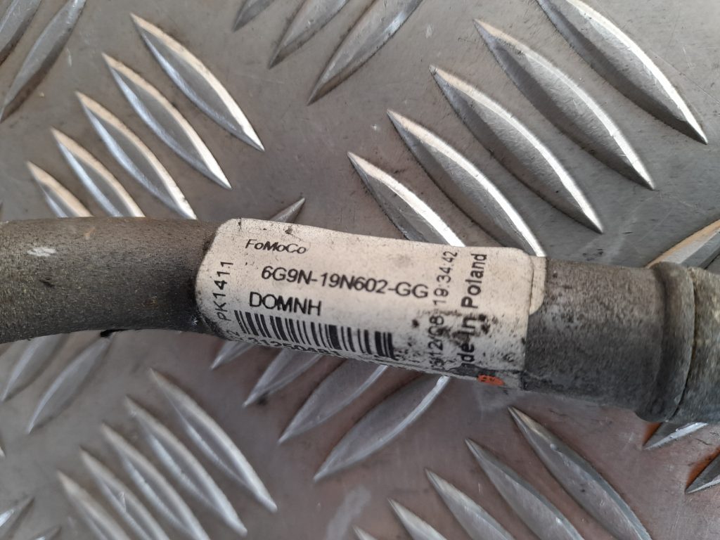 Gaisa kondicioniera caurule priekš VOLVO XC60 2009 3 Gaisa kondicioniera caurule priekš VOLVO XC60 2009