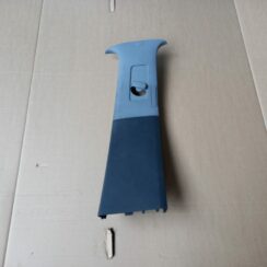 Vidējas salona statnes apdare priekš VW TOUAREG 2007