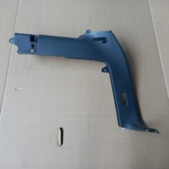 Bagāžnieka nodalījuma sānu apdare priekš VW TOUAREG 2007