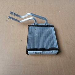 Apsildes sistēmas radiators priekš VW TOUAREG 2007