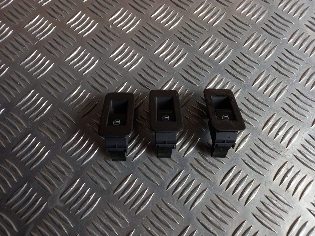 Stikla pacelšanas poga priekš VW TOUAREG 2007