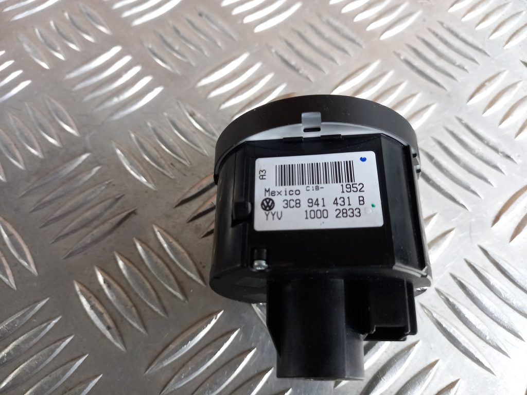 Gaismas slēdzis priekš VW TOURAN 2005 3 Gaismas slēdzis priekš VW TOURAN 2005