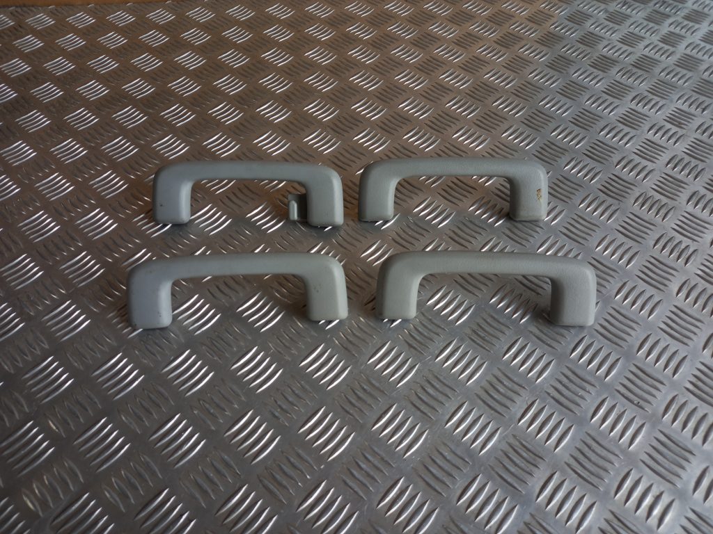 Salona rokturis griestos priekš MITSUBISHI ASX 2011 1 Salona rokturis griestos priekš MITSUBISHI ASX 2011