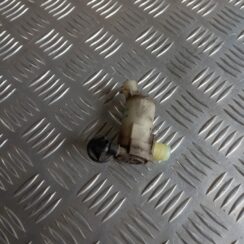 Mazgātāja šķidruma sūknis priekš MITSUBISHI ASX 2011