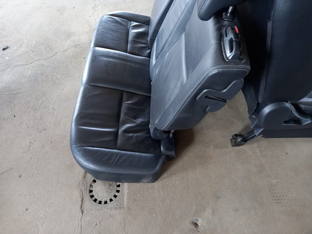 Sēdekļu komplekts priekš MITSUBISHI ASX 2011 5 Sēdekļu komplekts priekš MITSUBISHI ASX 2011