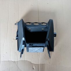 Centrālās konsoles (apdares) vidēja daļa priekš MITSUBISHI ASX 2011