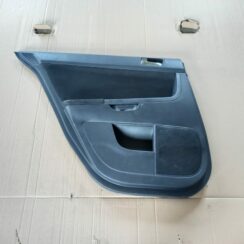 Aizmugurējo kreiso durvju apdare priekš MITSUBISHI LANCER 2009