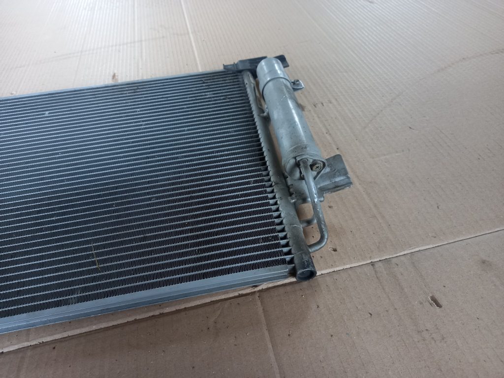 Gaisa kondicioniera radiators priekš MITSUBISHI LANCER 2009 6 Gaisa kondicioniera radiators priekš MITSUBISHI LANCER 2009