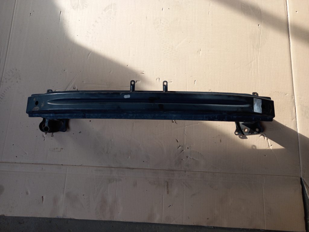 Priekšējā bufera pastiprinātājs priekš VW PASSAT CC 2009 1 Priekšējā bufera pastiprinātājs priekš VW PASSAT CC 2009