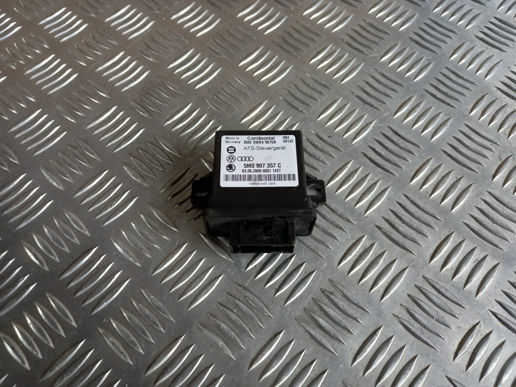 Ksenona vadības bloks priekš VW PASSAT CC 2009 1 Ksenona vadības bloks priekš VW PASSAT CC 2009