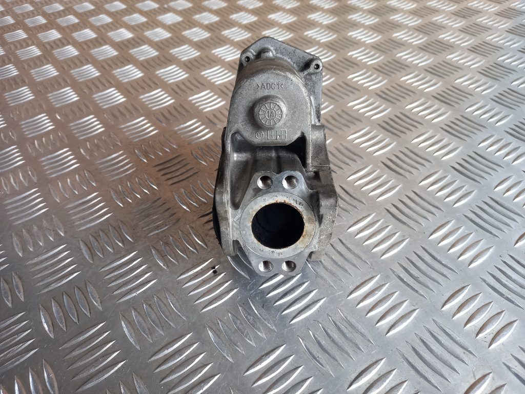 EGR vārsts priekš VW PASSAT CC 2009 4 EGR vārsts priekš VW PASSAT CC 2009