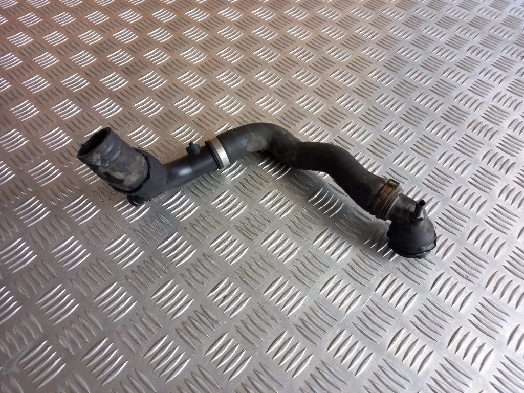 Dzesēšanas caurule priekš VW PASSAT CC 2009 1 Dzesēšanas caurule priekš VW PASSAT CC 2009