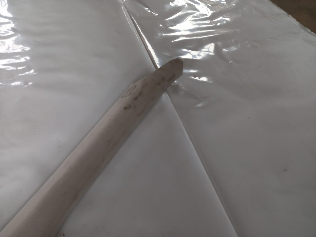 Priekšējas salona statnes apdare priekš LAND ROVER FREELANDER 2007 2 Priekšējas salona statnes apdare priekš LAND ROVER FREELANDER 2007