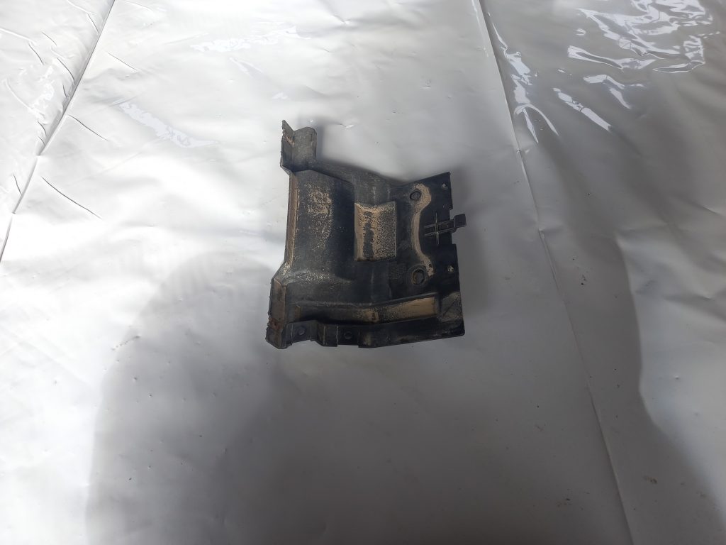 Aizmugurēja bufera kronšteins priekš LAND ROVER FREELANDER 2007