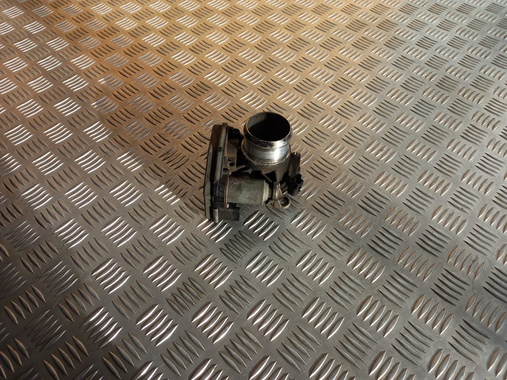 Droseļvārsts priekš LAND ROVER FREELANDER 2007 1 Droseļvārsts priekš LAND ROVER FREELANDER 2007