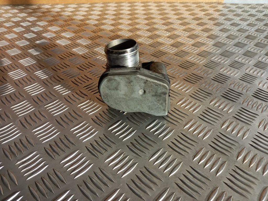 Droseļvārsts priekš LAND ROVER FREELANDER 2007 3 Droseļvārsts priekš LAND ROVER FREELANDER 2007